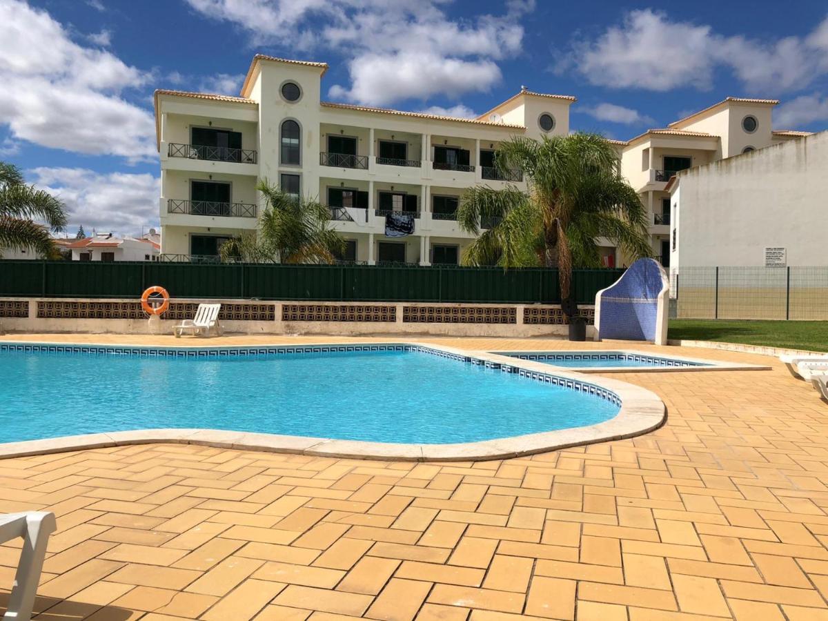 Albufeira Emblematica Apartment - Wifi & Pool Bagian luar foto