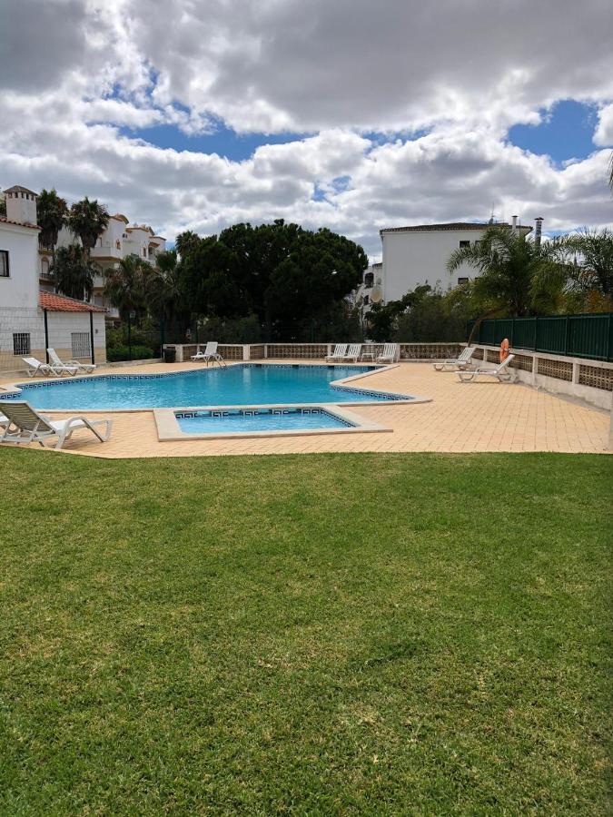 Albufeira Emblematica Apartment - Wifi & Pool Bagian luar foto